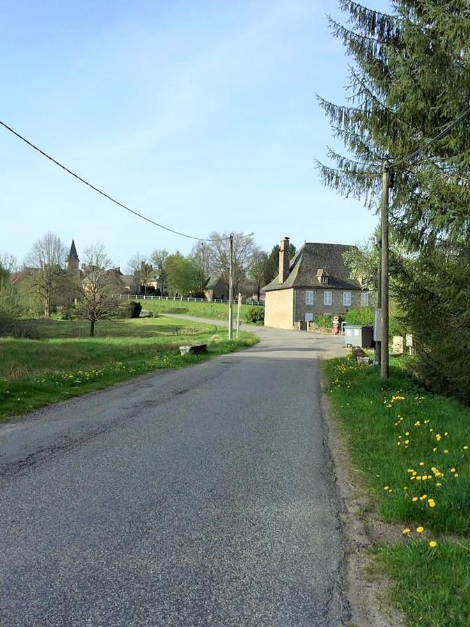 Auberge De Saint Julien Aux Bois エクステリア 写真